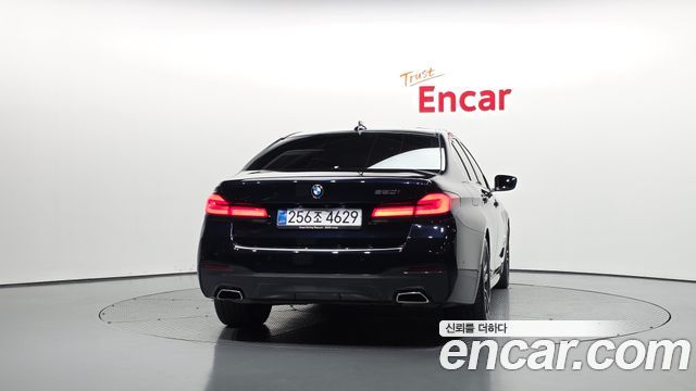 BMW 5 Series (G30) 520i M Sport 2022 — фото 4