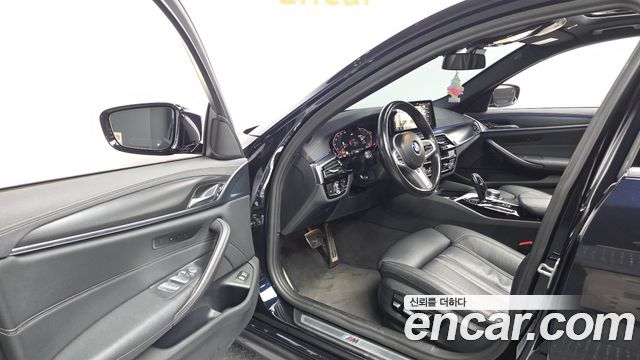 BMW 5 Series (G30) 520i M Sport 2022 — фото 10