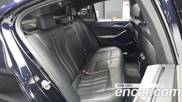 BMW 5 Series (G30) 520i M Sport 2022 — фото 12