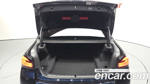 BMW 5 Series (G30) 520i M Sport 2022 — фото 20
