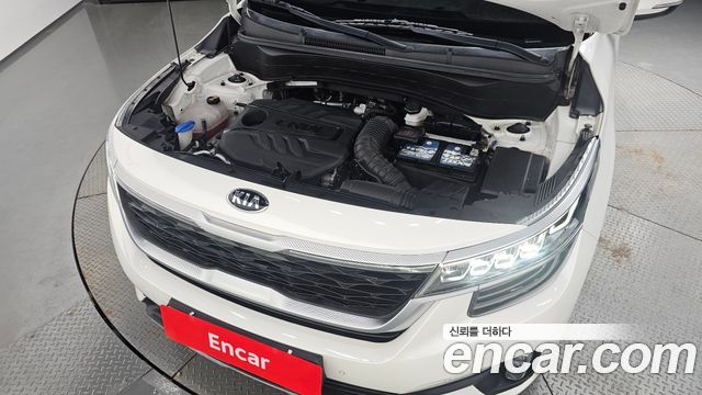 Kia Seltos Diesel 1.6 2WD Prestige 2020 — фото 6