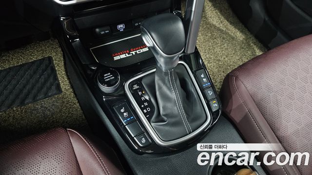 Kia Seltos Diesel 1.6 2WD Prestige 2020 — фото 9