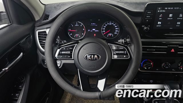 Kia Seltos Diesel 1.6 2WD Prestige 2020 — фото 16