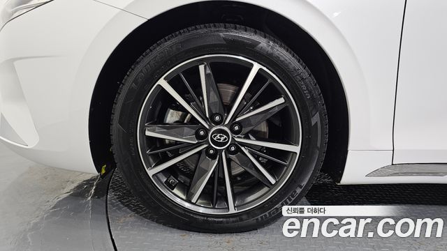 Hyundai Grandeur (IG) 3.0 LPi Rent Car Exclusive 2022 — фото 5