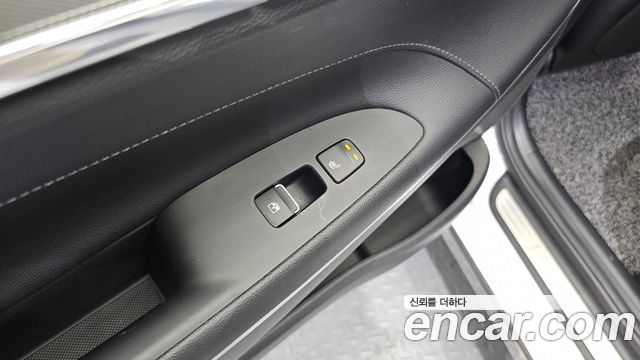 Hyundai Grandeur (IG) 3.0 LPi Rent Car Exclusive 2022 — фото 29