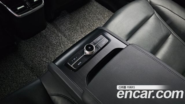 Hyundai Grandeur (IG) 3.0 LPi Rent Car Exclusive 2022 — фото 30