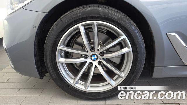 BMW 5 Series (G30) 520d M Sport Package Plus 2017 — фото 5