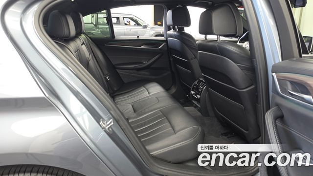 BMW 5 Series (G30) 520d M Sport Package Plus 2017 — фото 12