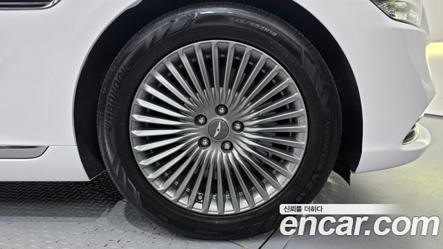 Genesis G90 3.8 AWD Luxury 2019 — фото 21
