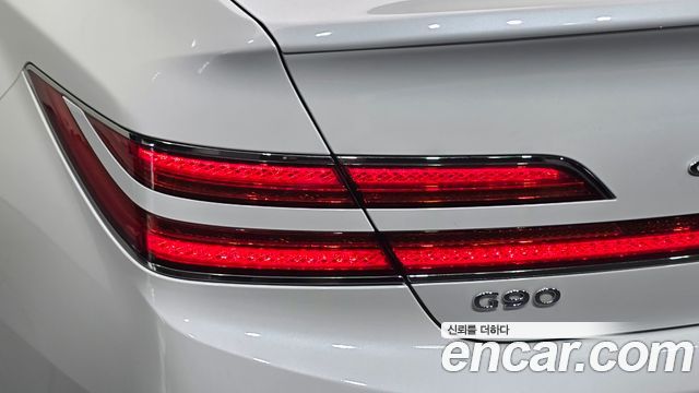 Genesis G90 3.8 AWD Luxury 2019 — фото 23
