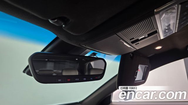 Genesis G90 3.8 AWD Luxury 2019 — фото 27