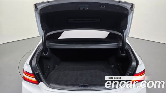 Genesis G90 3.8 AWD Luxury 2019 — фото 34