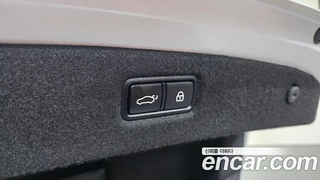Genesis G90 3.8 AWD Luxury 2019 — фото 35