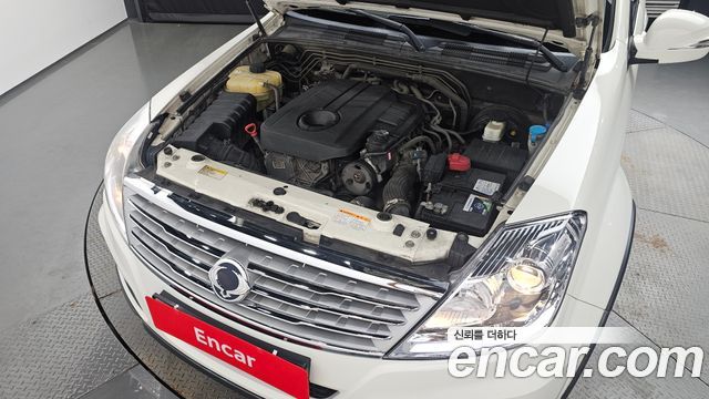 KG Mobility (SsangYong) Rexton W 2.0 2WD RX7 Luxury 2015 — фото 6