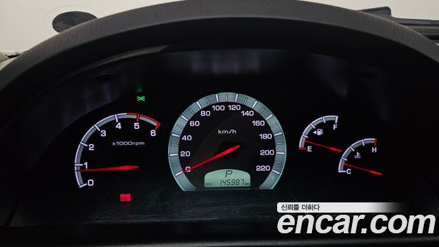 KG Mobility (SsangYong) Rexton W 2.0 2WD RX7 Luxury 2015 — фото 8