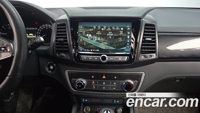 KG Mobility (SsangYong) Rexton Sports Khan Diesel 2.2 4WD Prestige Special (5-Link) 2020 — фото 13