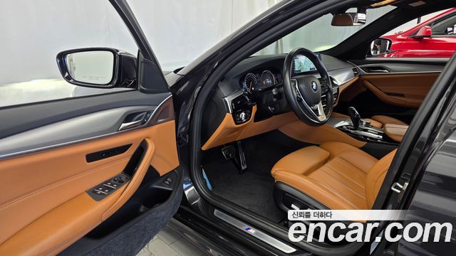 BMW 5 Series (G30) 530i M Sport Package 2017 — фото 10