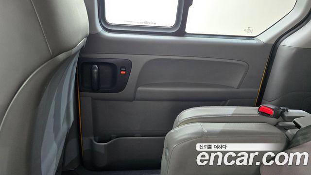 Hyundai Grand Starex School Bus LPi 2021 — фото 25