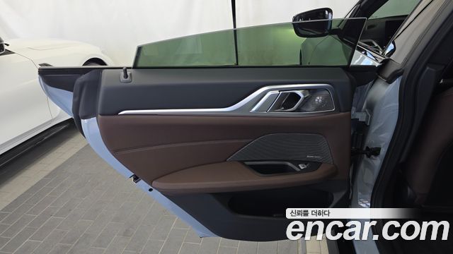 BMW i4 eDrive40 M Sports Pro 2026 — фото 31
