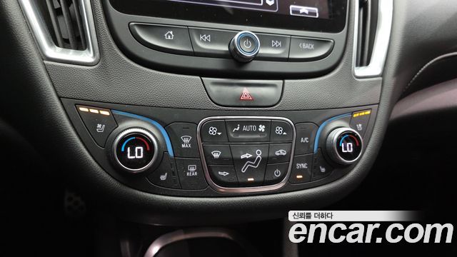 Chevrolet Malibu 2.0 Turbo LTZ Premium 2017 — фото 17