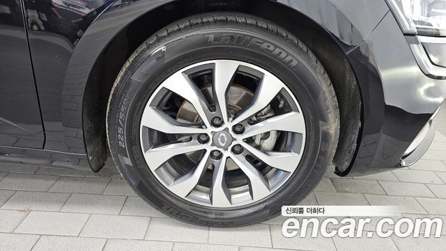 Renault Korea SM6 2.0 LPe LE 2022 — фото 27