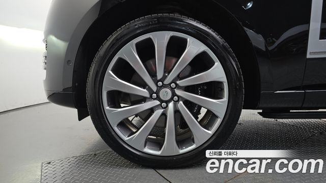 Land Rover Range Rover (V) P530 Autobiography Long Wheel Base 2023 — фото 5