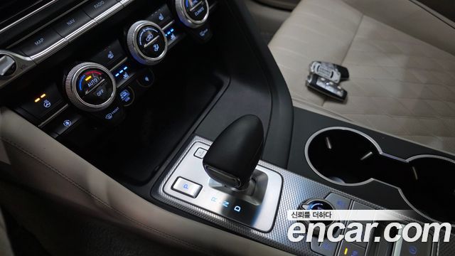 Genesis G70 Gasoline 2.0T 2WD 2021 — фото 9