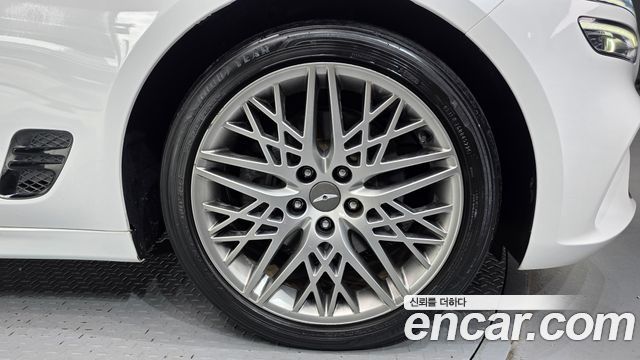 Genesis G70 Gasoline 2.0T 2WD 2021 — фото 21