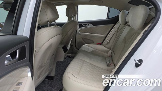 Genesis G70 Gasoline 2.0T 2WD 2021 — фото 26