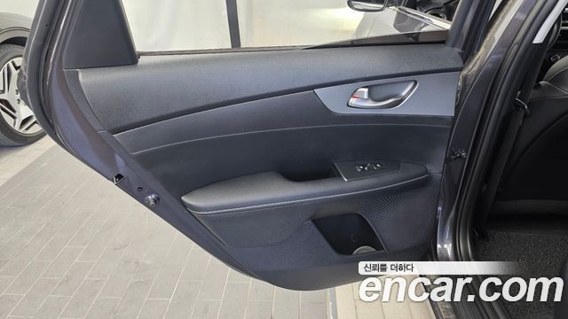 Kia K3 Prestige 2020 — фото 25