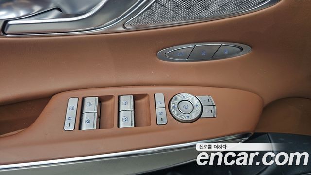 Genesis GV70 2.5T Gasoline AWD 2024 — фото 28