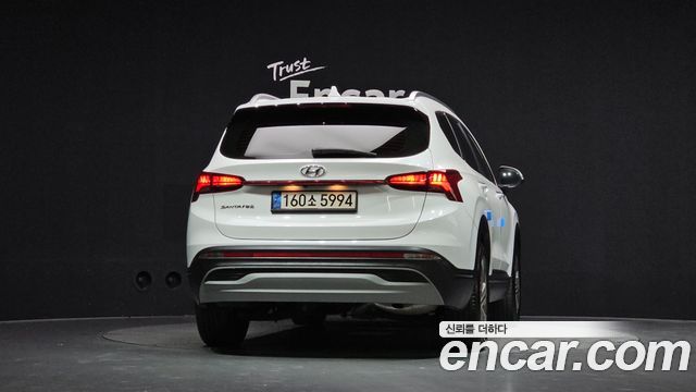 Hyundai Santa Fe Diesel 2.2 2WD Prestige 2021 — фото 4