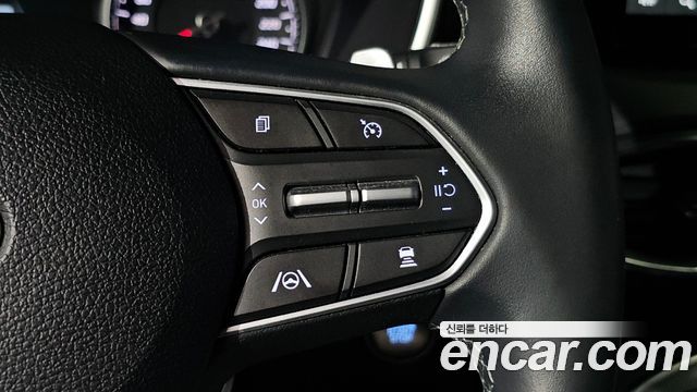 Hyundai Santa Fe Diesel 2.2 2WD Prestige 2021 — фото 18