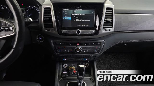 KG Mobility (SsangYong) Rexton Sports Diesel 2.2 4WD Prestige 2018 — фото 15