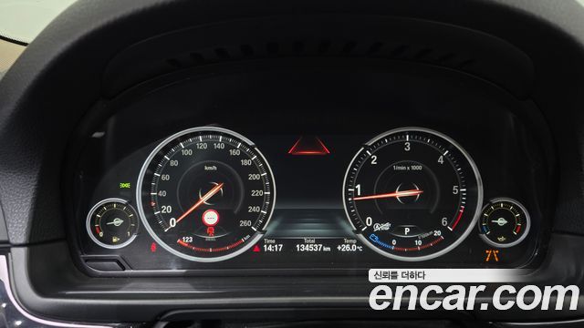 BMW 5 Series (F10) 520d M Aero Dynamic 2016 — фото 8