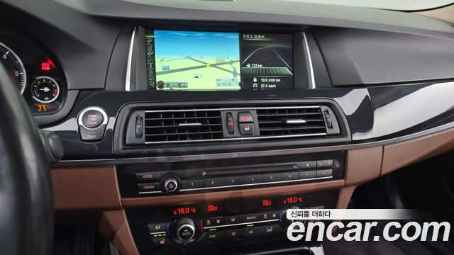 BMW 5 Series (F10) 520d M Aero Dynamic 2016 — фото 12