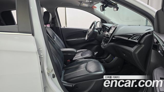 Chevrolet Spark Premier 2019 — фото 11