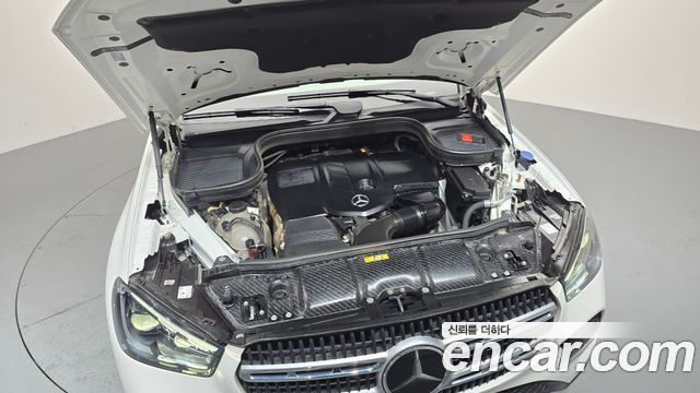 Mercedes-Benz GLE-Class (W167) GLE300d 4MATIC 2024 — фото 6