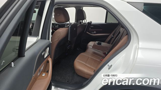 Mercedes-Benz GLE-Class (W167) GLE300d 4MATIC 2024 — фото 11
