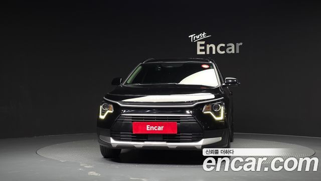 Kia Niro Prestige 2022 — фото 3