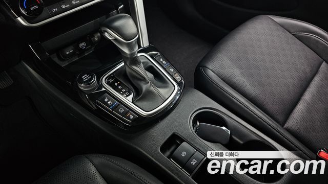 Kia Seltos Gasoline 1.6 Turbo 2WD Signature 2023 — фото 9