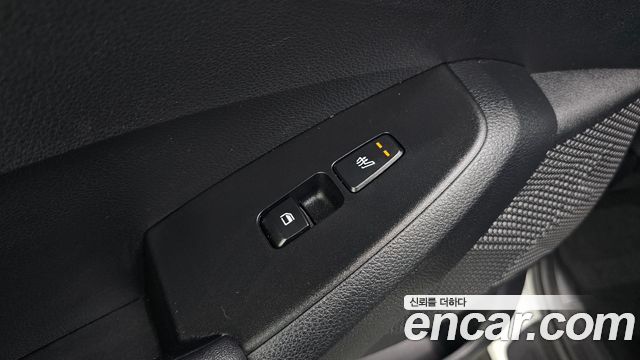 Kia Seltos Gasoline 1.6 Turbo 2WD Signature 2023 — фото 19
