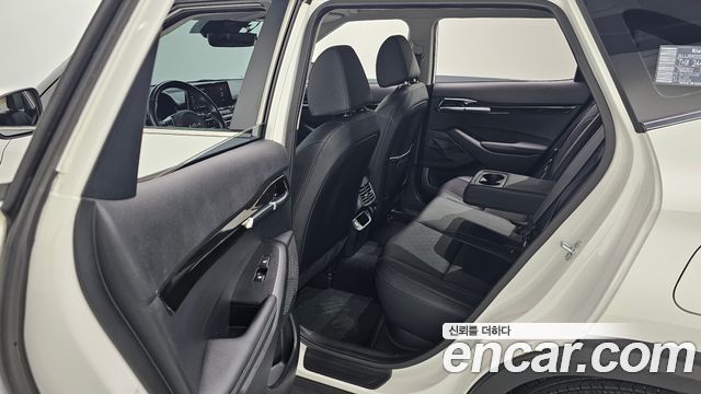 Kia Seltos Gasoline 1.6 Turbo 2WD Signature 2023 — фото 28