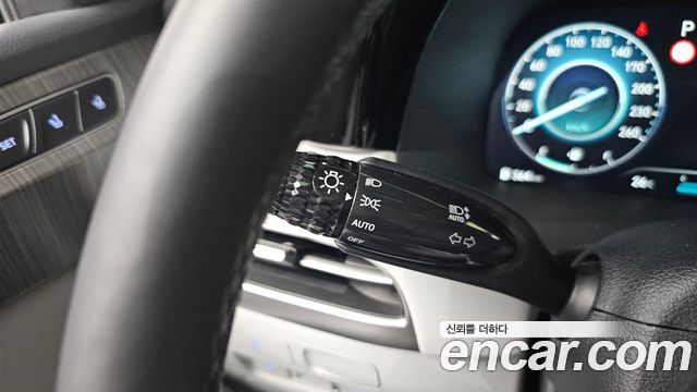 Hyundai Palisade Diesel 2.2 2WD Le Blanc 2024 — фото 29