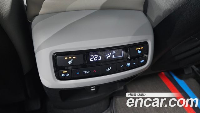 Hyundai Palisade Diesel 2.2 2WD Le Blanc 2024 — фото 31