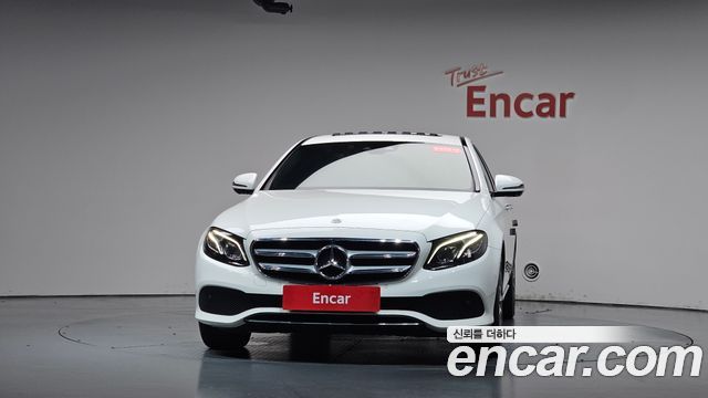 Mercedes-Benz E-Class (W213) E300 4MATIC Avnatgarde 2019 — фото 3