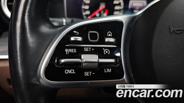 Mercedes-Benz E-Class (W213) E300 4MATIC Avnatgarde 2019 — фото 30