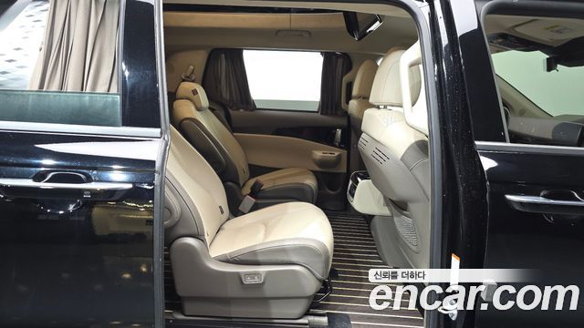 Kia Carnival (IV) Diesel 9-Seater Hi Limousine Signature 2024 — фото 12
