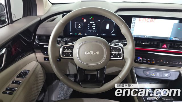 Kia Carnival (IV) Diesel 9-Seater Hi Limousine Signature 2024 — фото 13