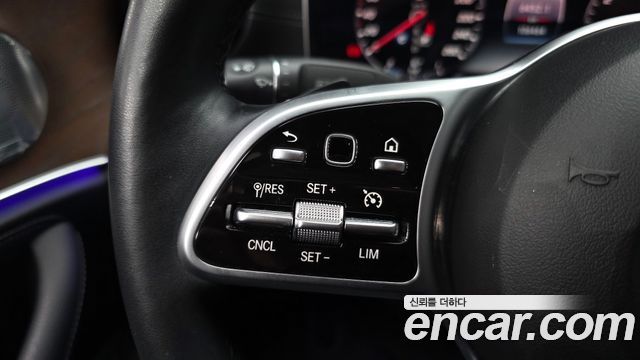 Mercedes-Benz E-Class (W213) E300 4MATIC Exclusive 2019 — фото 27